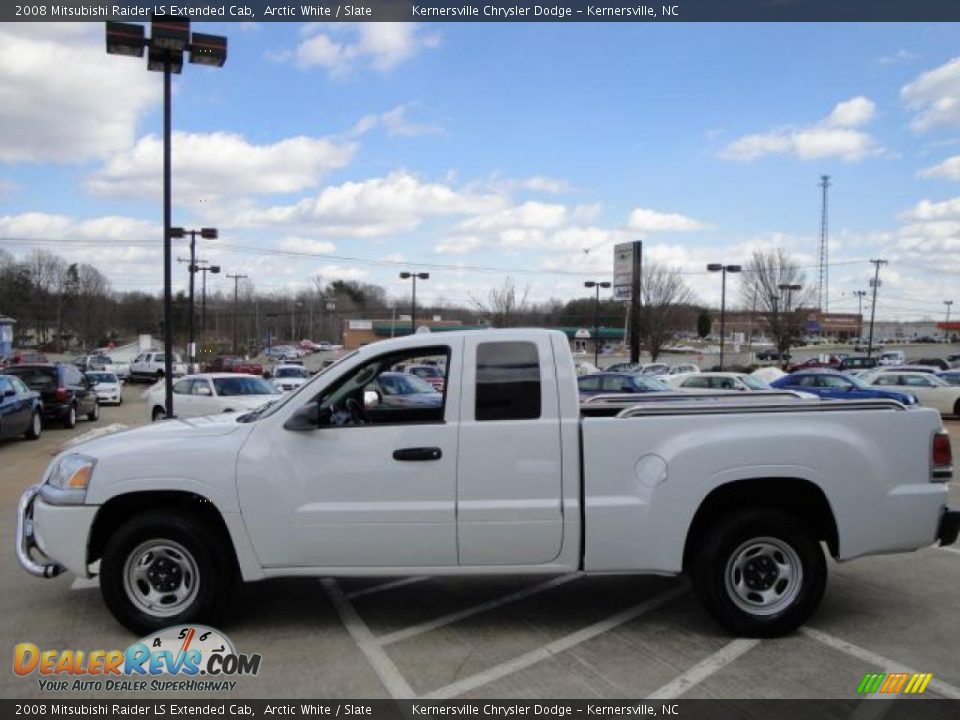 2008 Mitsubishi Raider LS Extended Cab Arctic White / Slate Photo #6