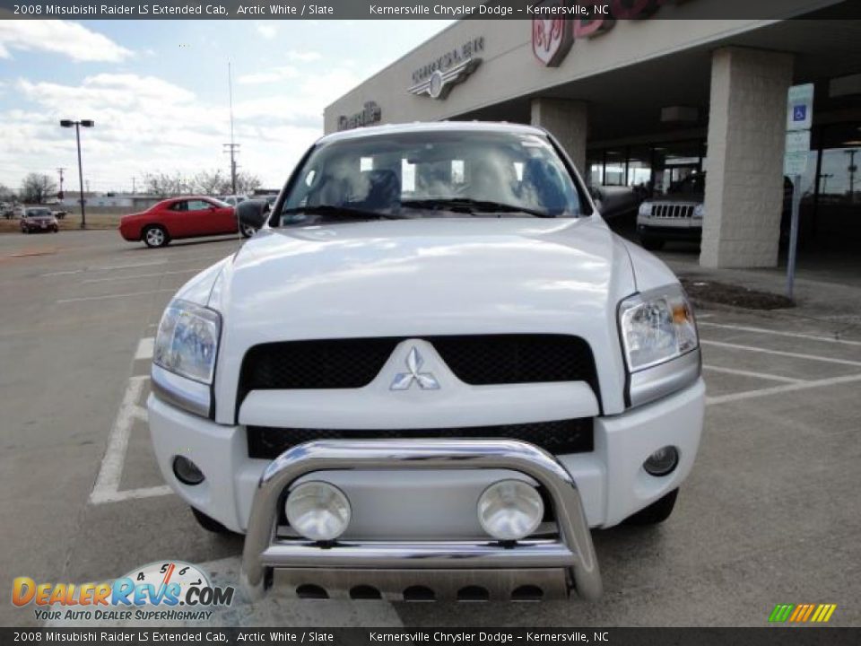 2008 Mitsubishi Raider LS Extended Cab Arctic White / Slate Photo #8