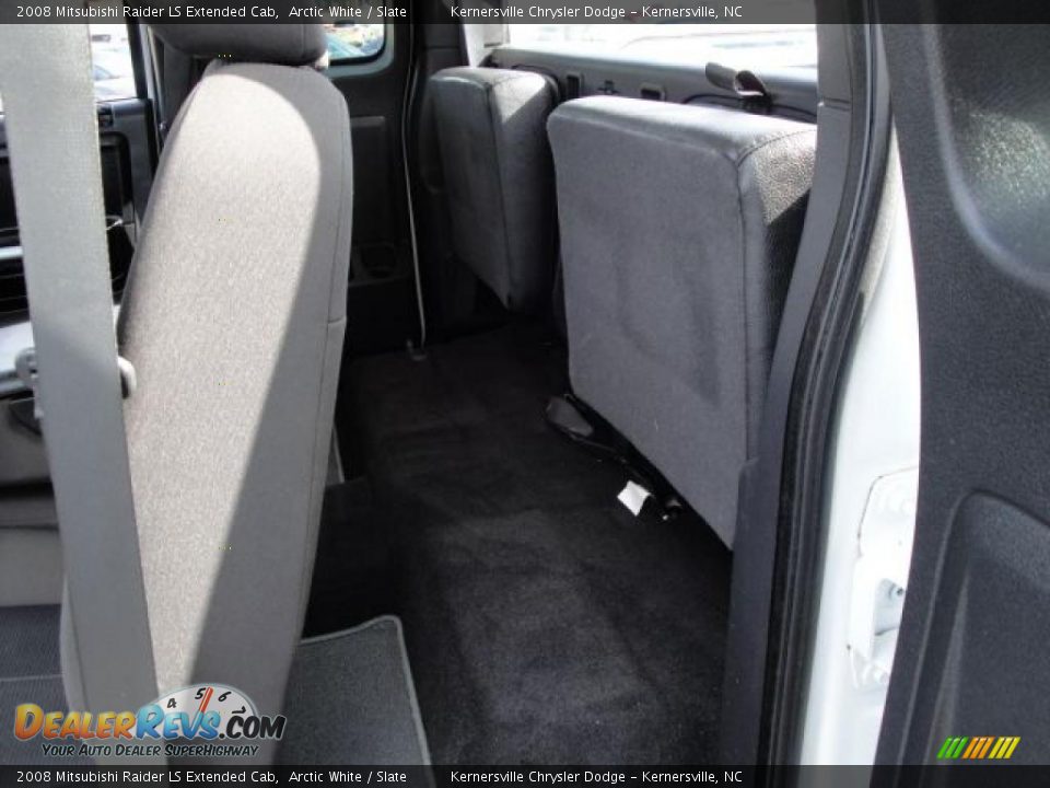 2008 Mitsubishi Raider LS Extended Cab Arctic White / Slate Photo #14