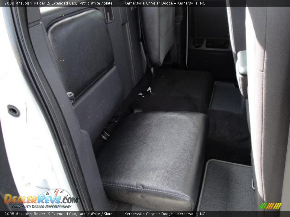 2008 Mitsubishi Raider LS Extended Cab Arctic White / Slate Photo #20