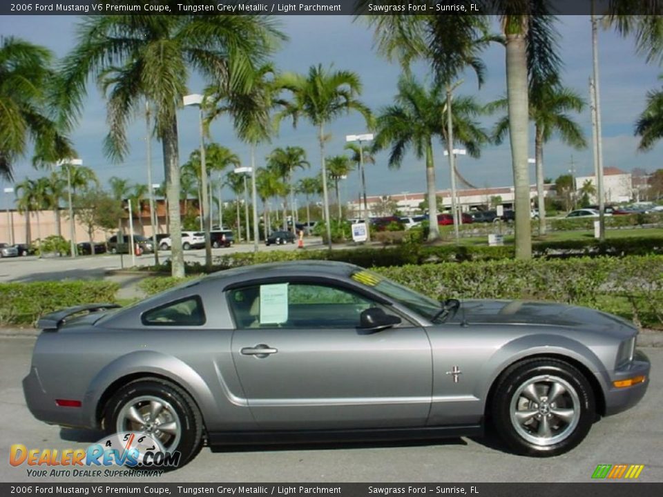 2006 Ford Mustang V6 Premium Coupe Tungsten Grey Metallic / Light Parchment Photo #2