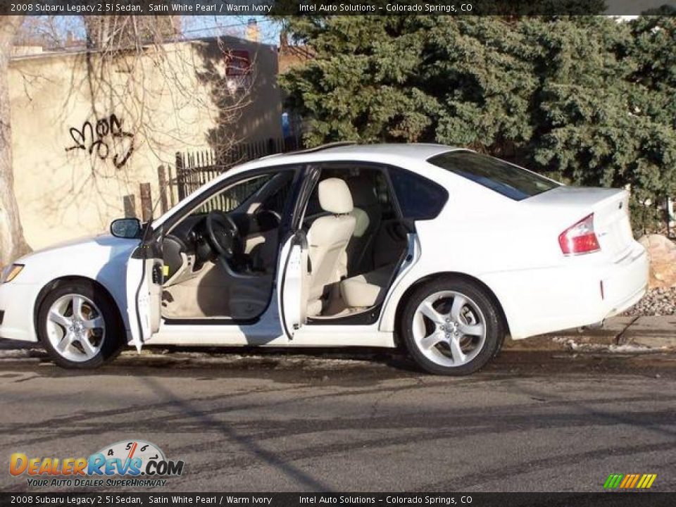 2008 Subaru Legacy 2.5i Sedan Satin White Pearl / Warm Ivory Photo #3