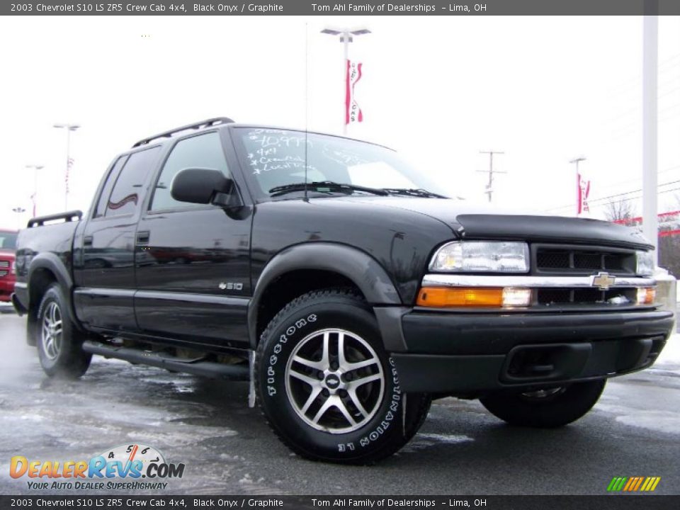 2003 Chevrolet S10 LS ZR5 Crew Cab 4x4 Black Onyx / Graphite Photo #1