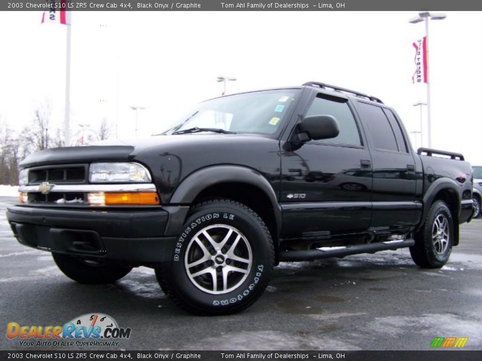 2003 Chevrolet S10 LS ZR5 Crew Cab 4x4 Black Onyx / Graphite Photo #5