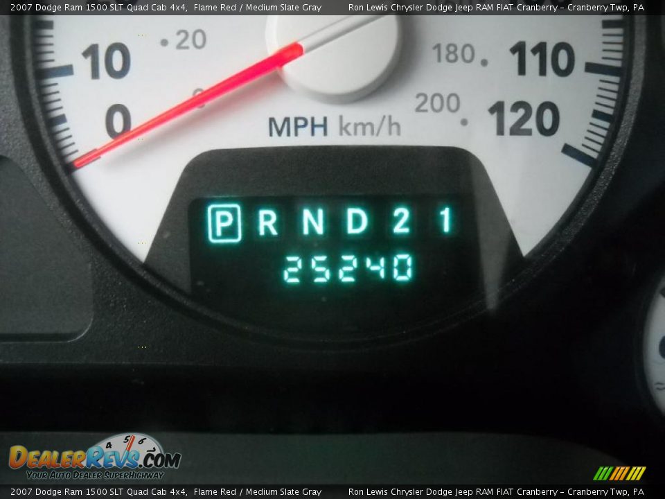 2007 Dodge Ram 1500 SLT Quad Cab 4x4 Flame Red / Medium Slate Gray Photo #25