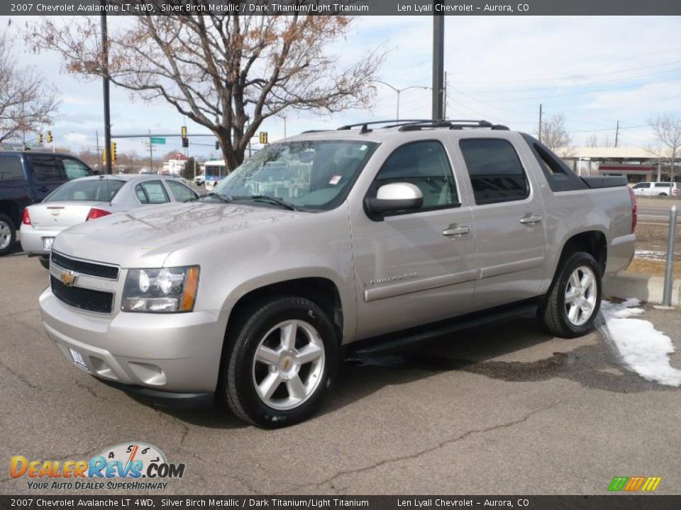 2007 Chevrolet Avalanche LT 4WD Silver Birch Metallic / Dark Titanium/Light Titanium Photo #3