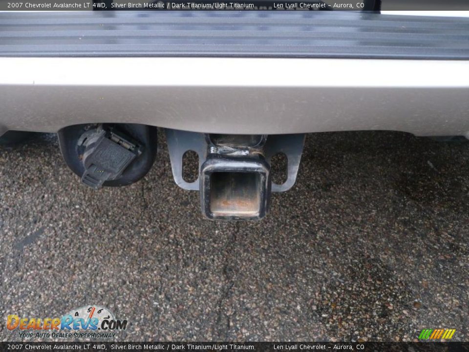 2007 Chevrolet Avalanche LT 4WD Silver Birch Metallic / Dark Titanium/Light Titanium Photo #14