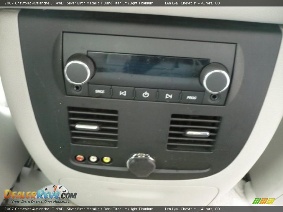 2007 Chevrolet Avalanche LT 4WD Silver Birch Metallic / Dark Titanium/Light Titanium Photo #20