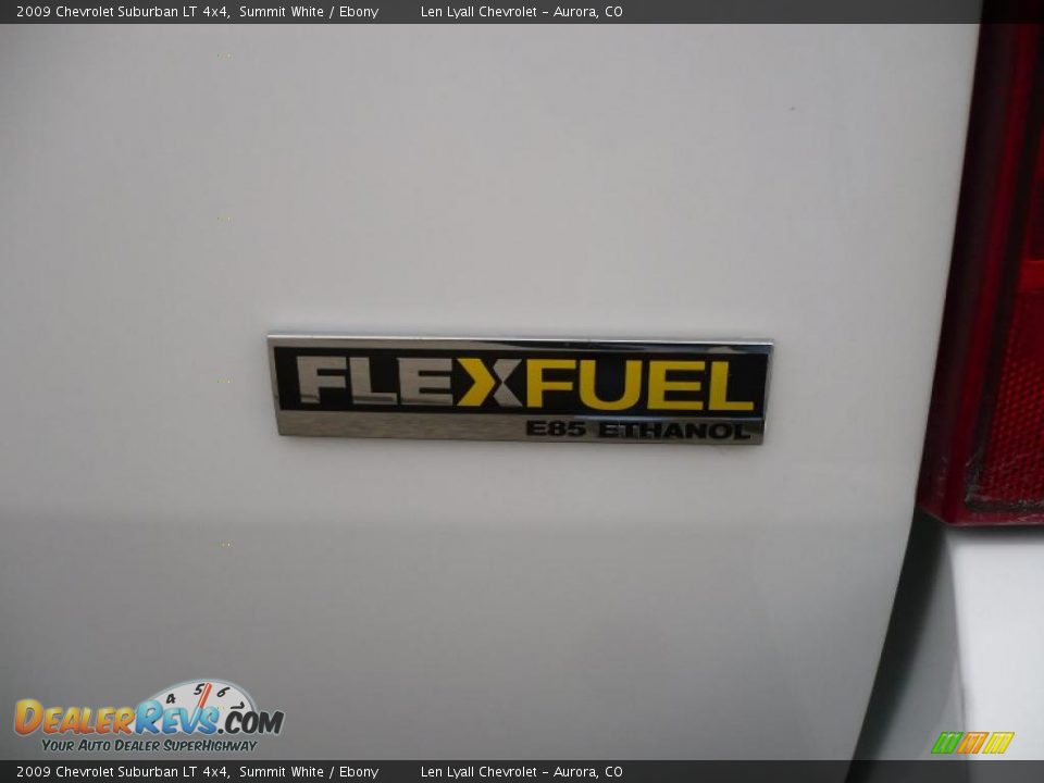 2009 Chevrolet Suburban LT 4x4 Summit White / Ebony Photo #14