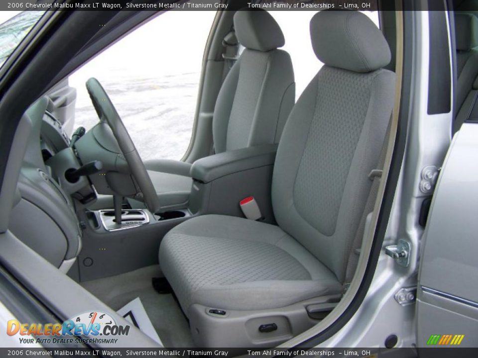 2006 Chevrolet Malibu Maxx LT Wagon Silverstone Metallic / Titanium Gray Photo #9