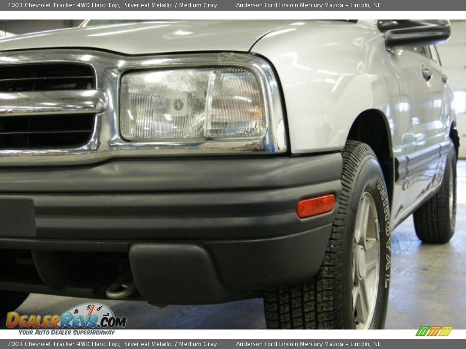 2003 Chevrolet Tracker 4WD Hard Top Silverleaf Metallic / Medium Gray Photo #4