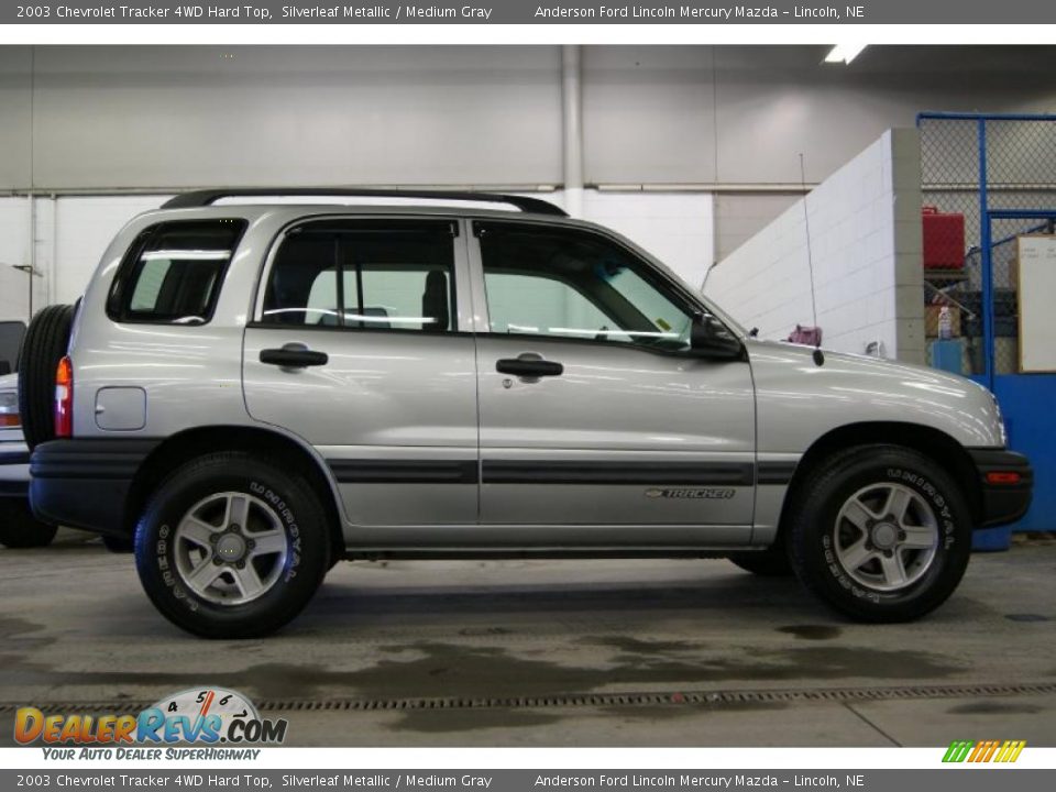 2003 Chevrolet Tracker 4WD Hard Top Silverleaf Metallic / Medium Gray Photo #5