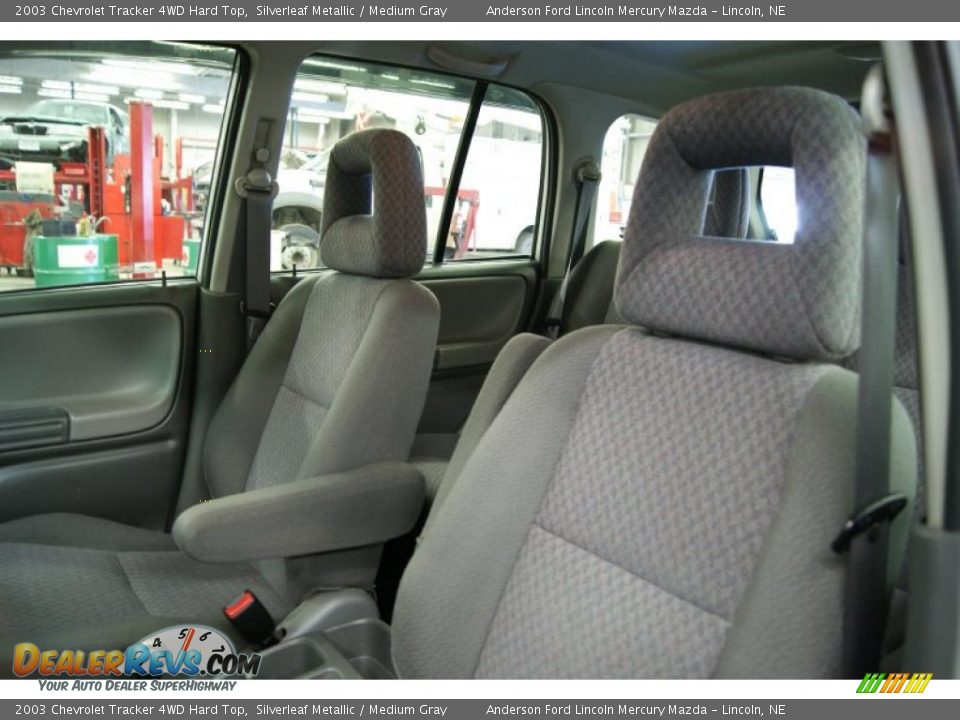 2003 Chevrolet Tracker 4WD Hard Top Silverleaf Metallic / Medium Gray Photo #15