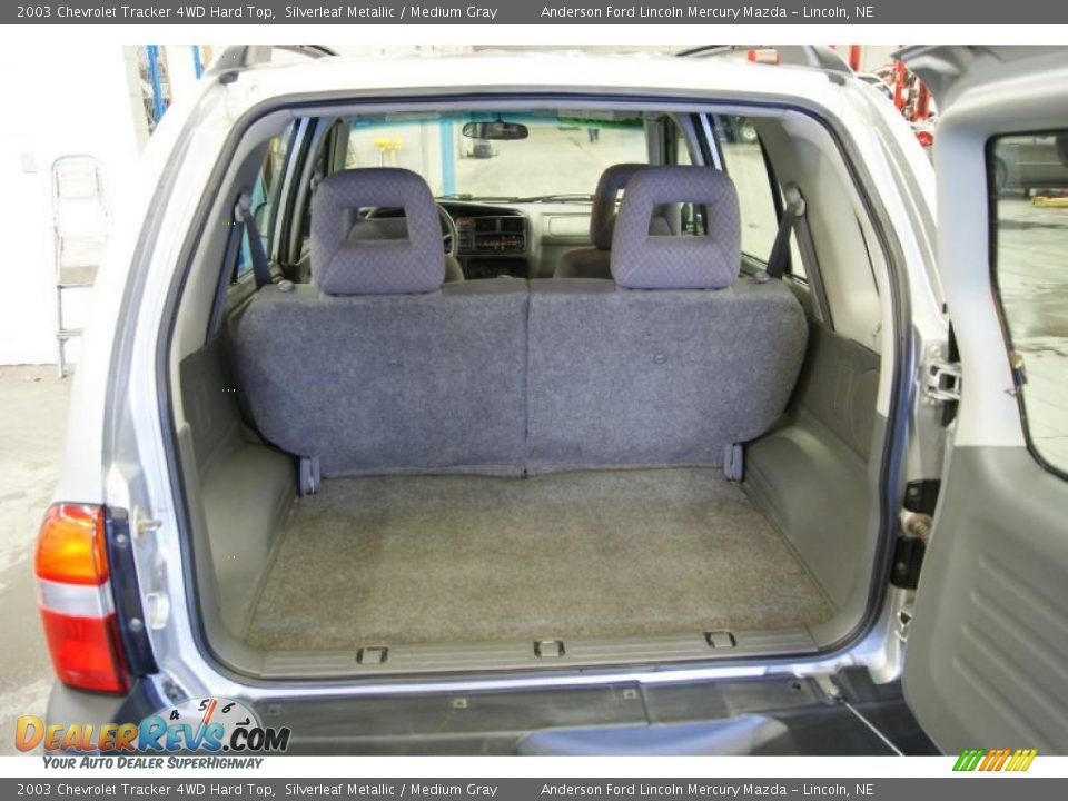 2003 Chevrolet Tracker 4WD Hard Top Silverleaf Metallic / Medium Gray Photo #26