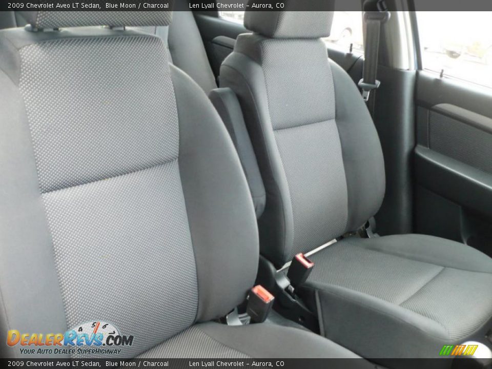 2009 Chevrolet Aveo LT Sedan Blue Moon / Charcoal Photo #12