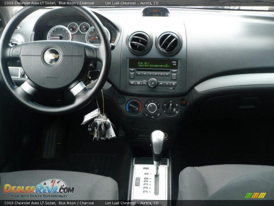 2009 Chevrolet Aveo LT Sedan Blue Moon / Charcoal Photo #14