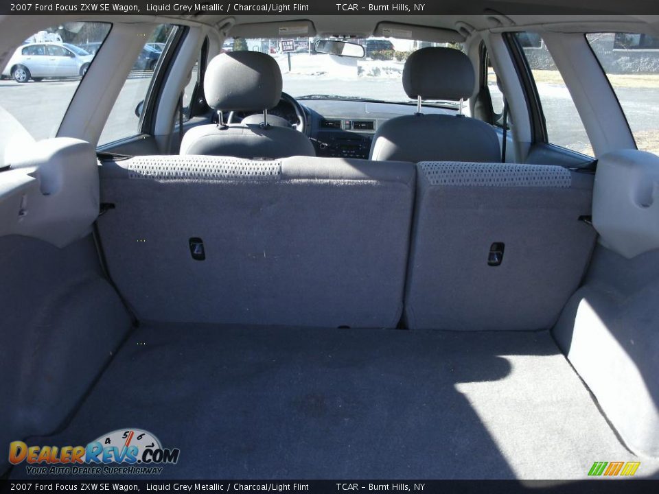 2007 Ford Focus ZXW SE Wagon Liquid Grey Metallic / Charcoal/Light Flint Photo #5