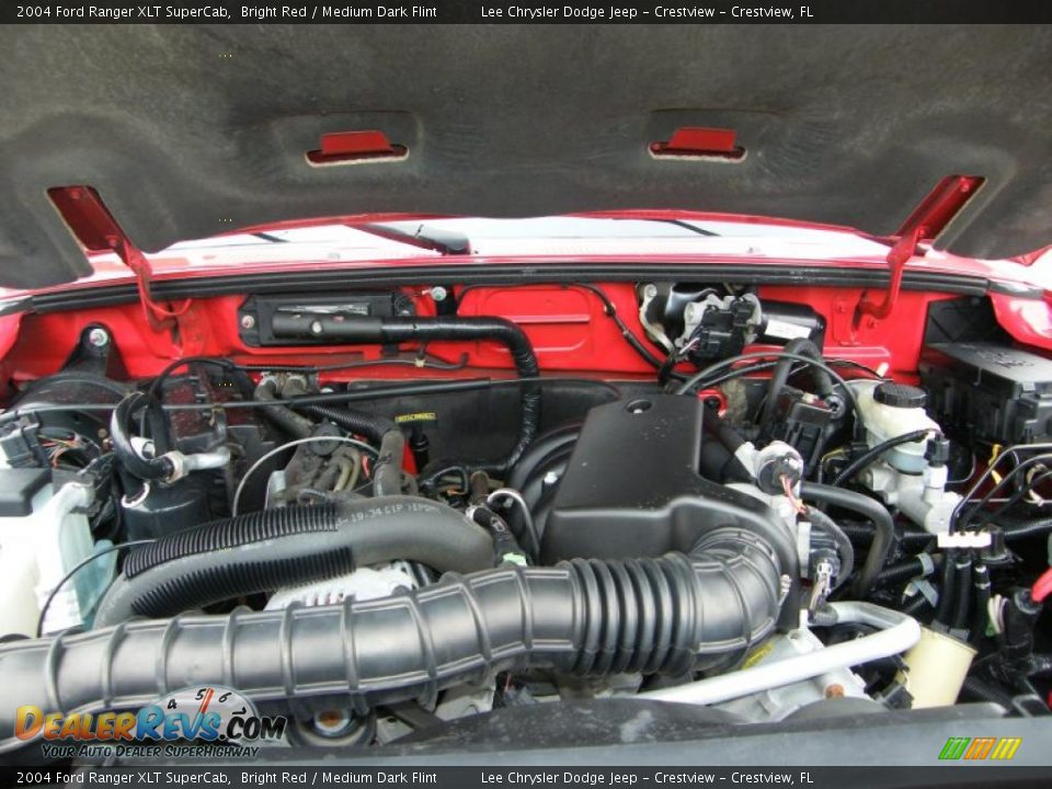 2004 Ford Ranger XLT SuperCab Bright Red / Medium Dark Flint Photo #30