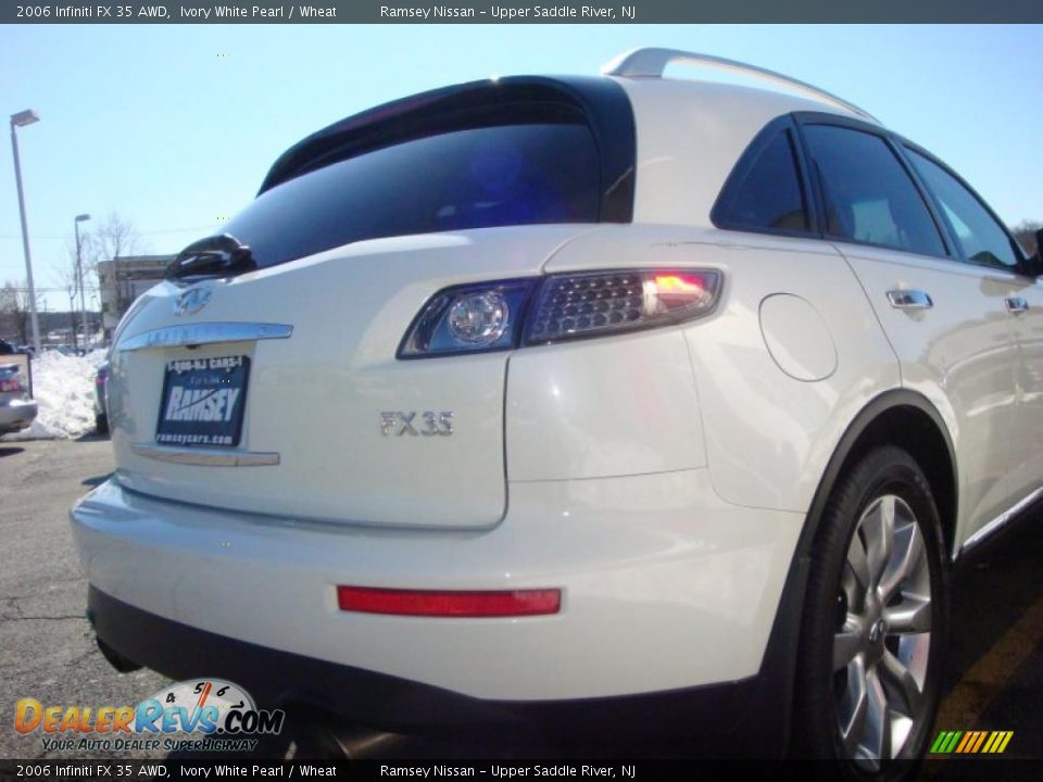 2006 Infiniti FX 35 AWD Ivory White Pearl / Wheat Photo #21