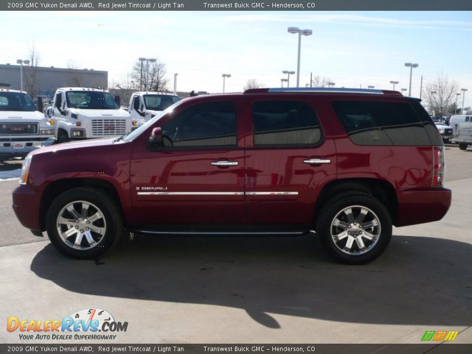 2009 GMC Yukon Denali AWD Red Jewel Tintcoat / Light Tan Photo #4