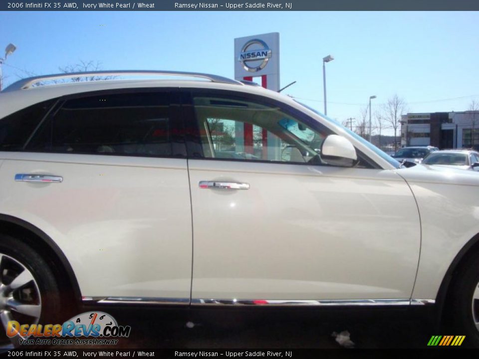 2006 Infiniti FX 35 AWD Ivory White Pearl / Wheat Photo #22