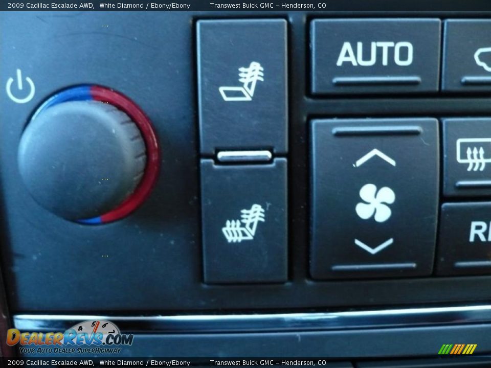 2009 Cadillac Escalade AWD White Diamond / Ebony/Ebony Photo #15