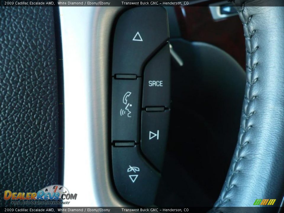2009 Cadillac Escalade AWD White Diamond / Ebony/Ebony Photo #18
