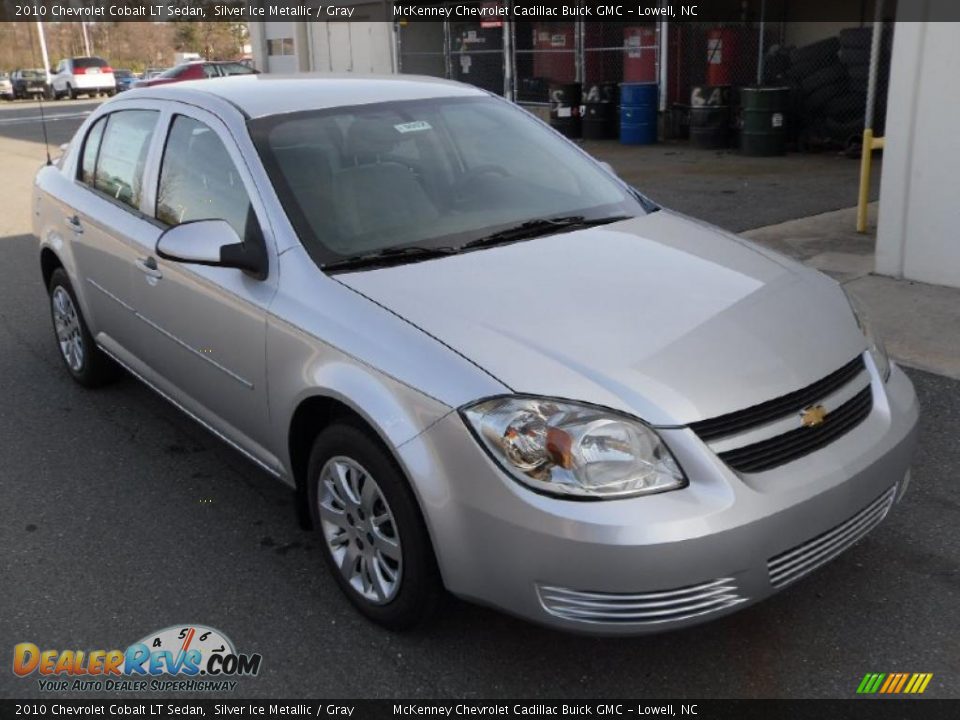 2010 Chevrolet Cobalt LT Sedan Silver Ice Metallic / Gray Photo #5