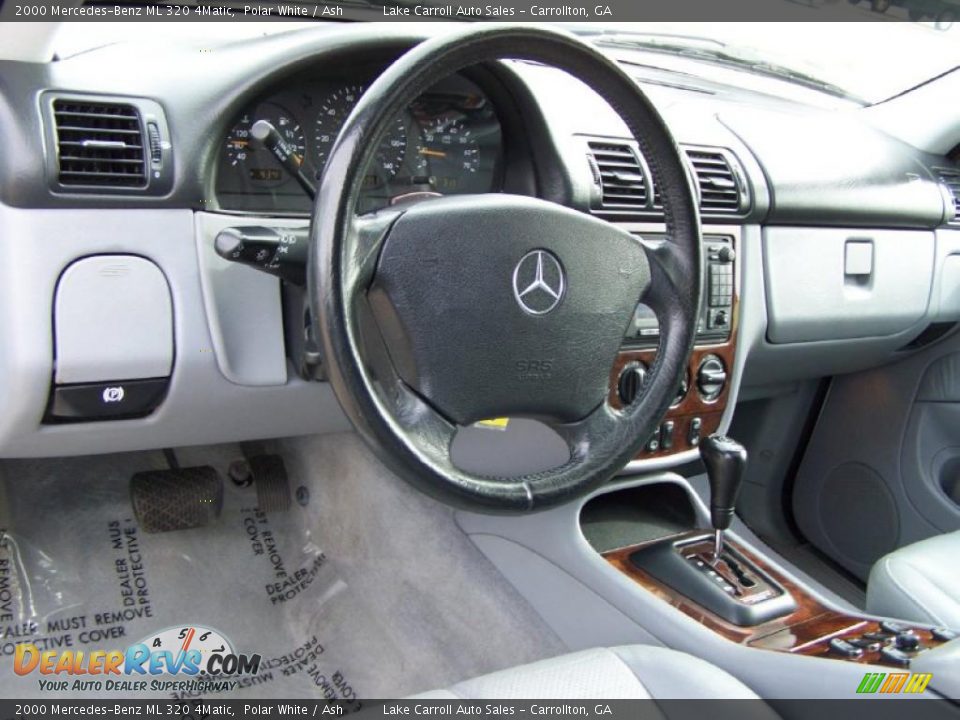 2000 Mercedes-Benz ML 320 4Matic Polar White / Ash Photo #34