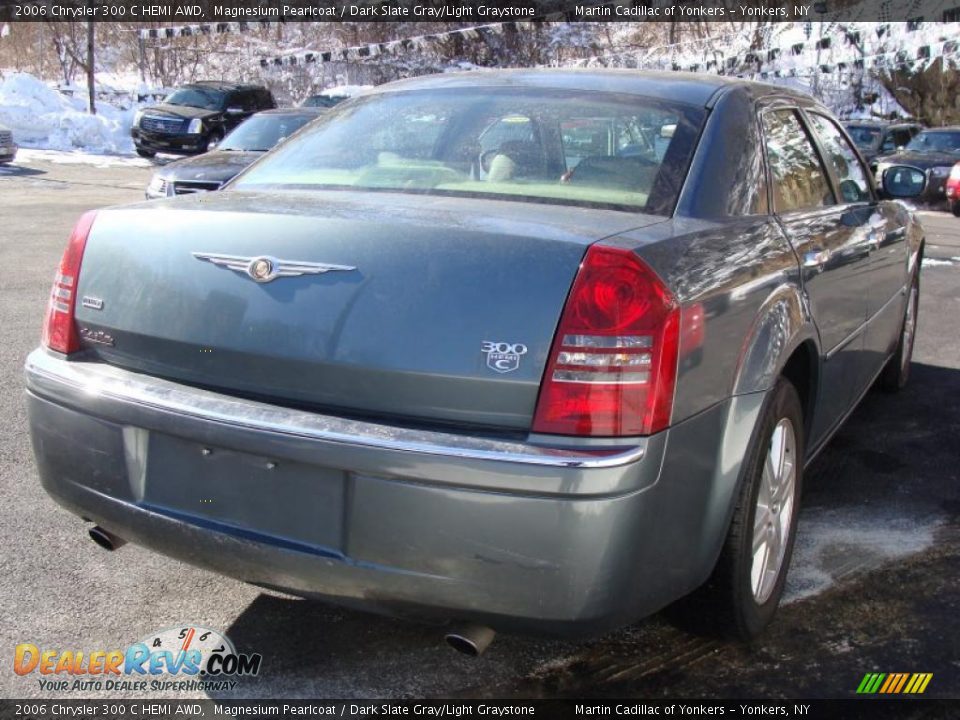 2006 Chrysler 300 C HEMI AWD Magnesium Pearlcoat / Dark Slate Gray/Light Graystone Photo #4