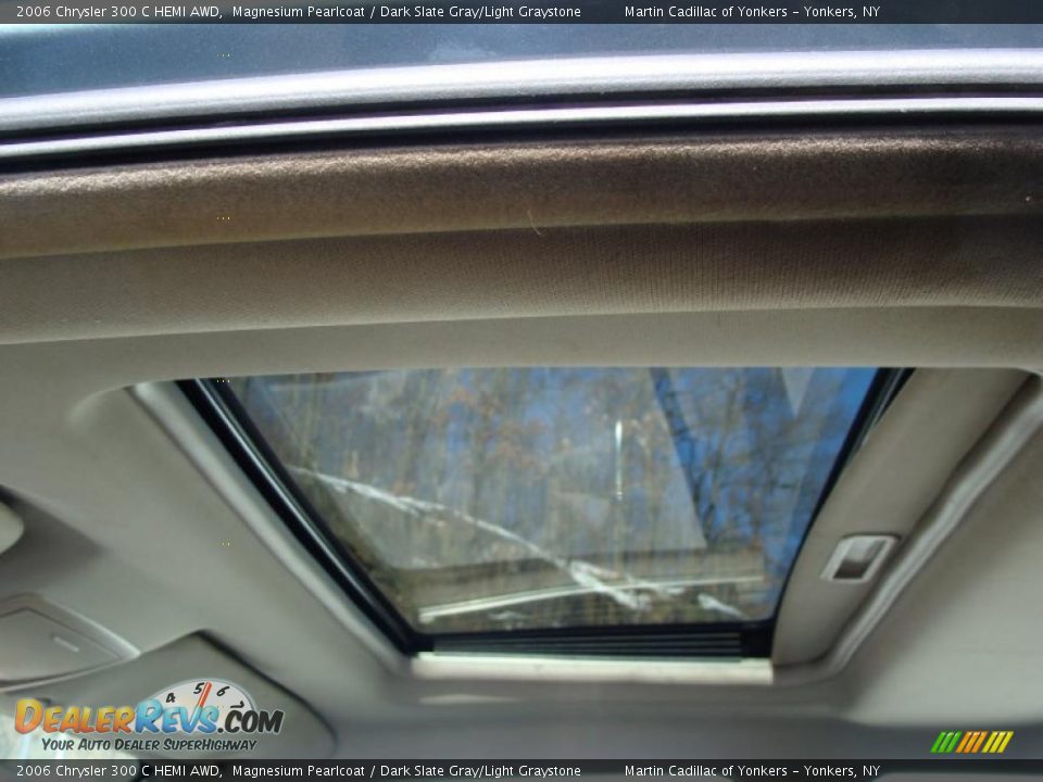2006 Chrysler 300 C HEMI AWD Magnesium Pearlcoat / Dark Slate Gray/Light Graystone Photo #14