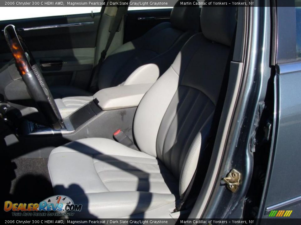 2006 Chrysler 300 C HEMI AWD Magnesium Pearlcoat / Dark Slate Gray/Light Graystone Photo #15