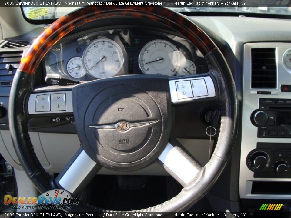 2006 Chrysler 300 C HEMI AWD Magnesium Pearlcoat / Dark Slate Gray/Light Graystone Photo #20