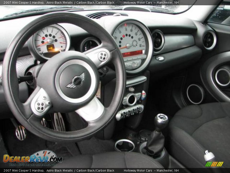 2007 Mini Cooper S Hardtop Astro Black Metallic / Carbon Black/Carbon Black Photo #9