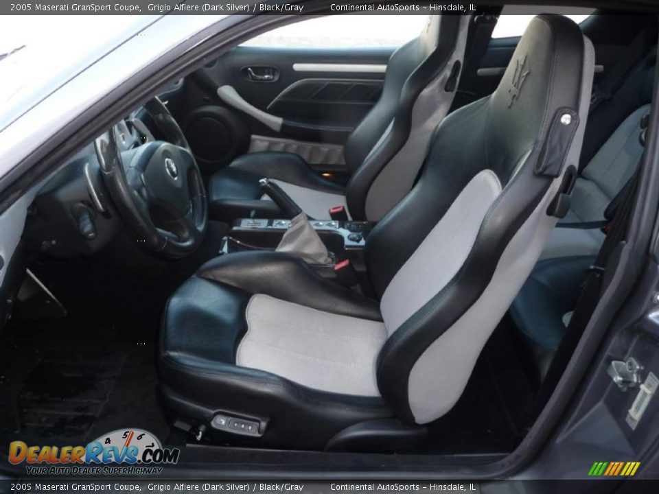 2005 Maserati GranSport Coupe Grigio Alfiere (Dark Silver) / Black/Gray Photo #14