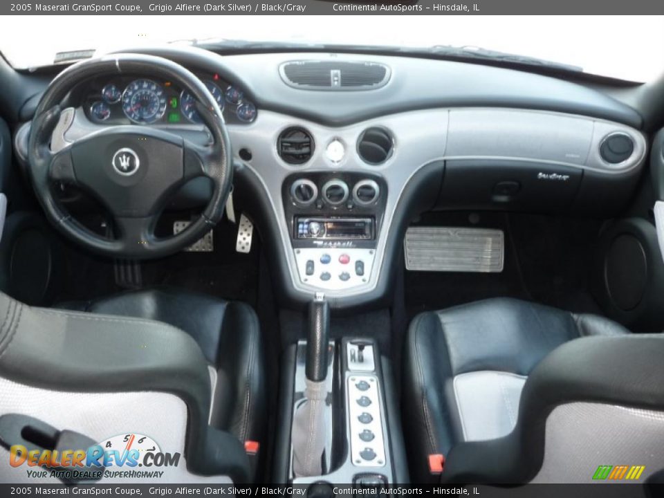 2005 Maserati GranSport Coupe Grigio Alfiere (Dark Silver) / Black/Gray Photo #15