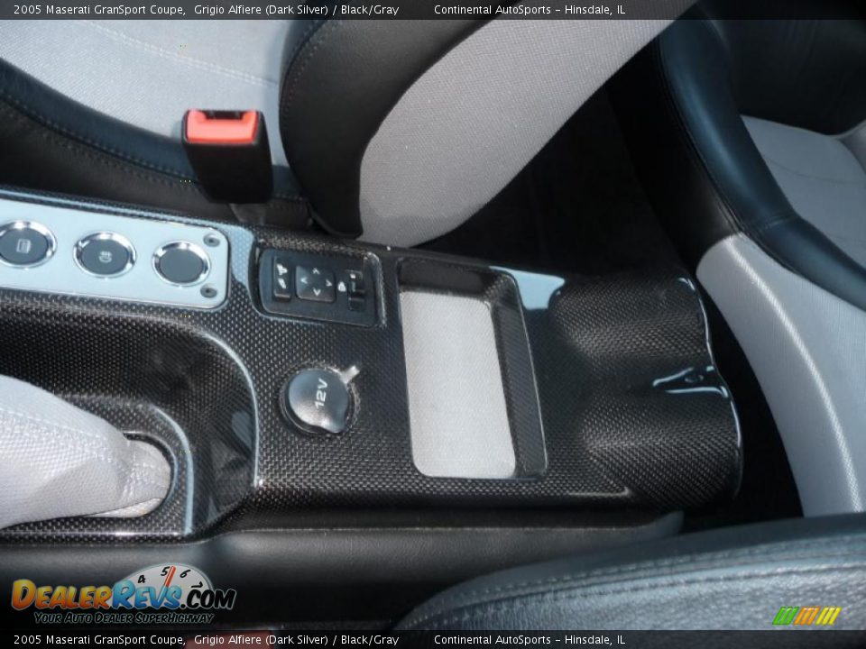 2005 Maserati GranSport Coupe Grigio Alfiere (Dark Silver) / Black/Gray Photo #21