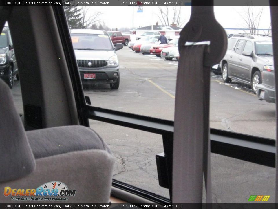2003 GMC Safari Conversion Van Dark Blue Metallic / Pewter Photo #16