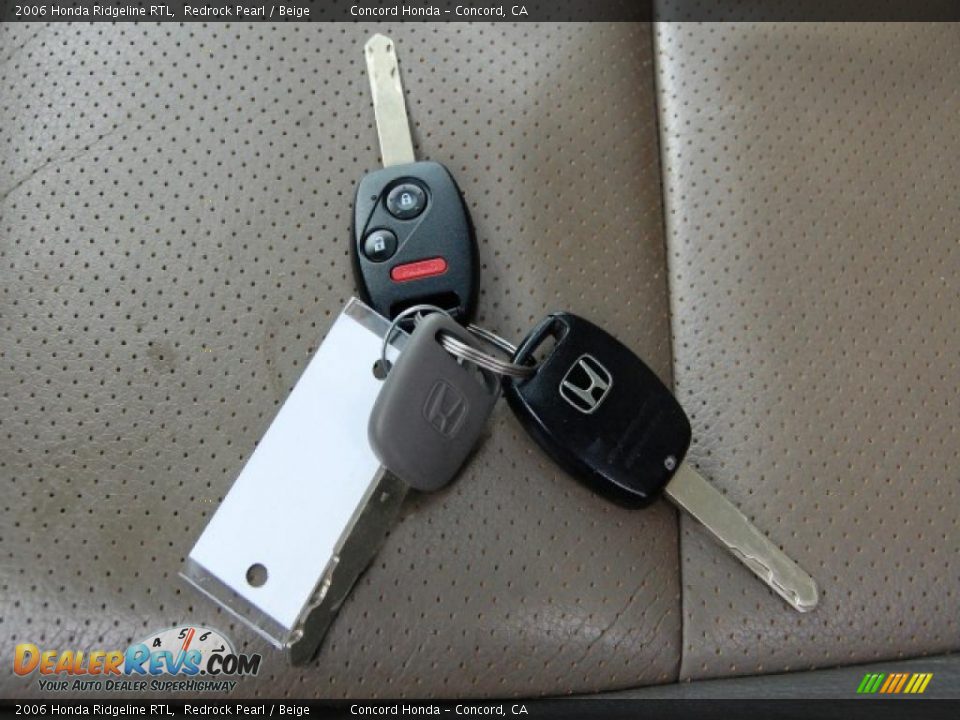 2006 Honda Ridgeline RTL Redrock Pearl / Beige Photo #28