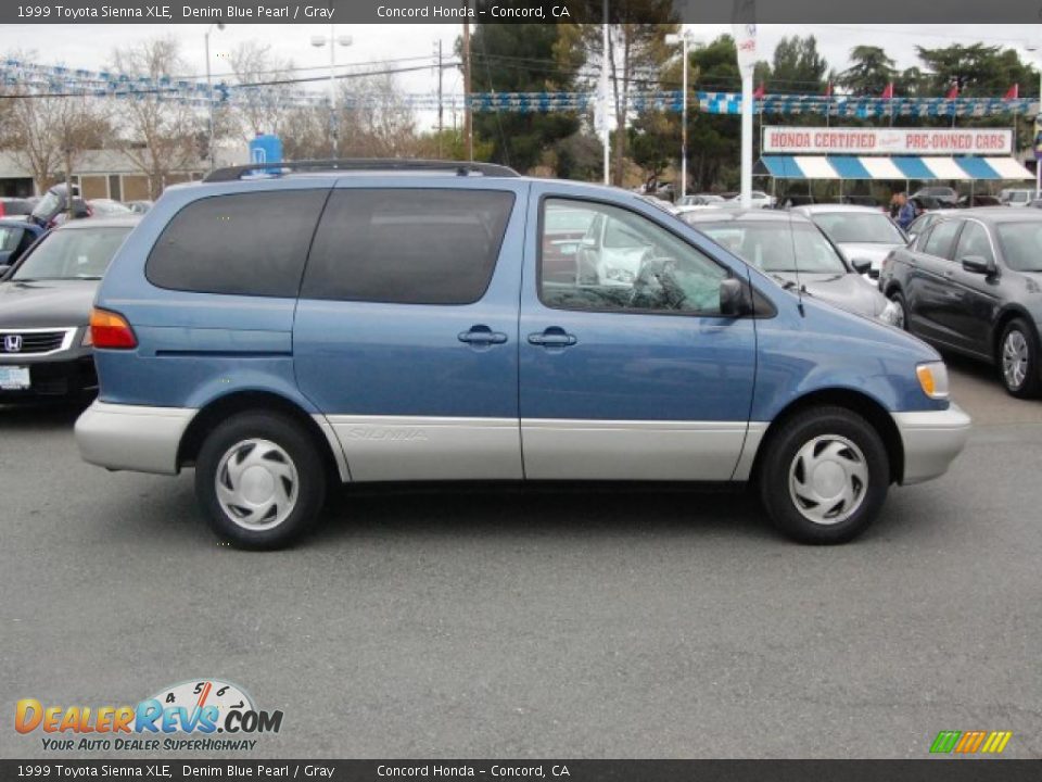1999 Toyota Sienna XLE Denim Blue Pearl / Gray Photo #2