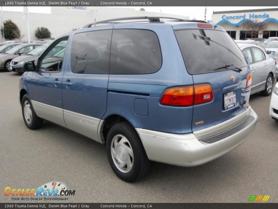 1999 Toyota Sienna XLE Denim Blue Pearl / Gray Photo #5