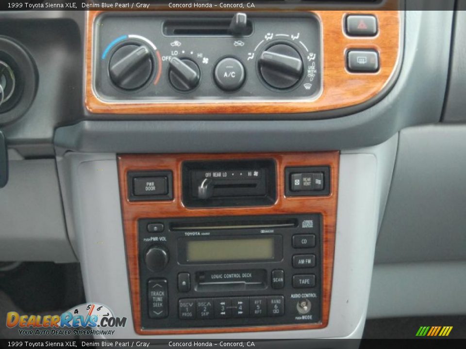 1999 Toyota Sienna XLE Denim Blue Pearl / Gray Photo #14