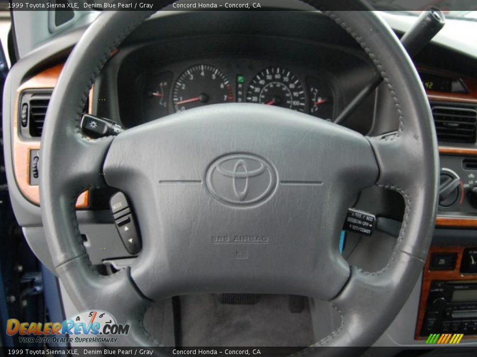 1999 Toyota Sienna XLE Denim Blue Pearl / Gray Photo #19