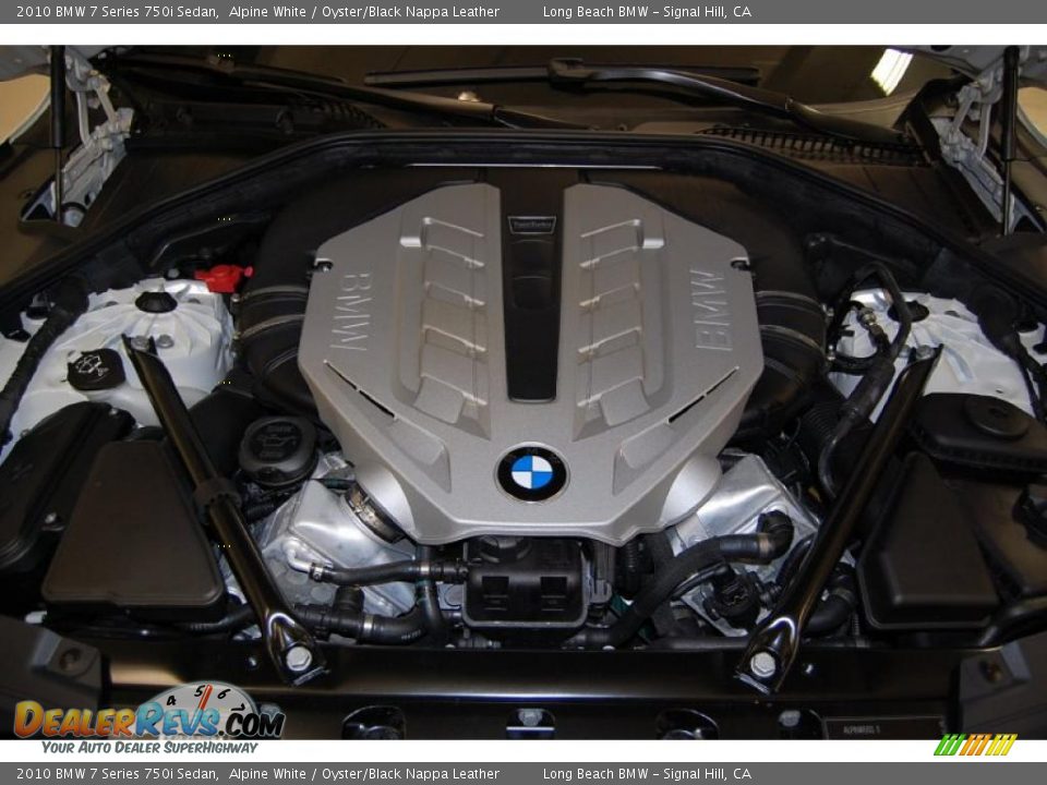 2010 BMW 7 Series 750i Sedan Alpine White / Oyster/Black Nappa Leather Photo #18