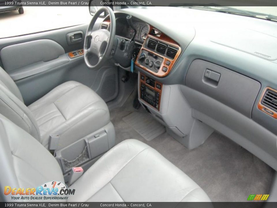 1999 Toyota Sienna XLE Denim Blue Pearl / Gray Photo #23