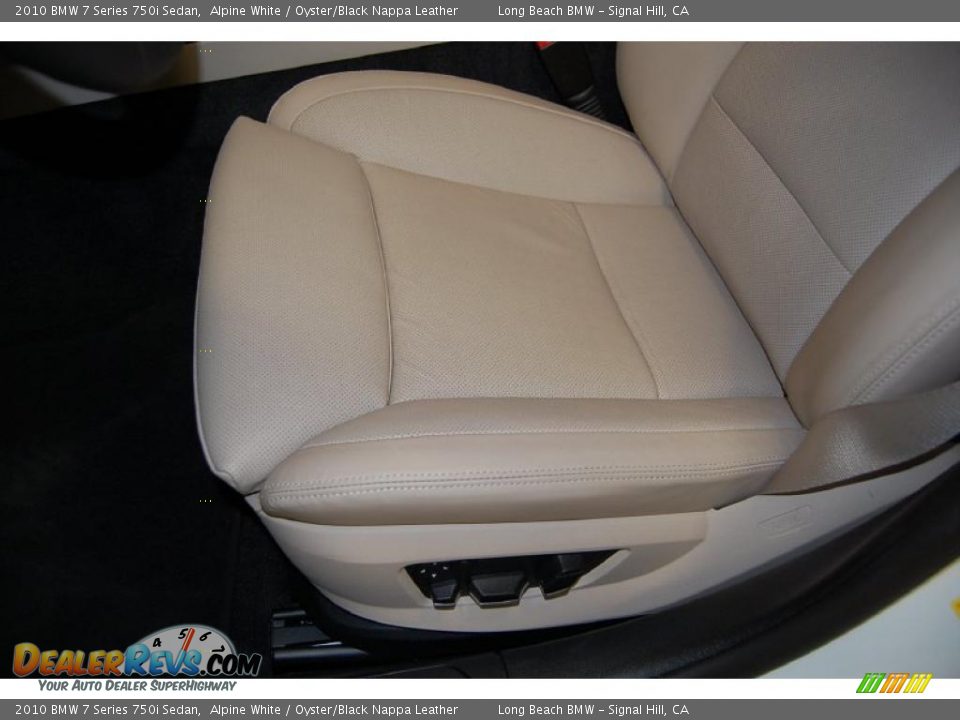 2010 BMW 7 Series 750i Sedan Alpine White / Oyster/Black Nappa Leather Photo #22