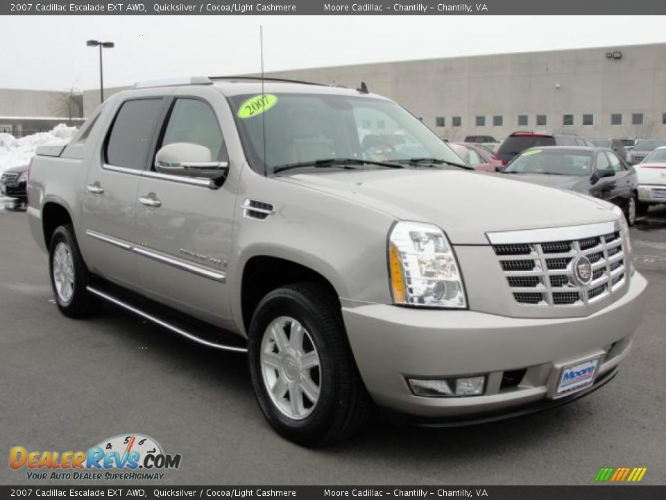 2007 Cadillac Escalade EXT AWD Quicksilver / Cocoa/Light Cashmere Photo #2