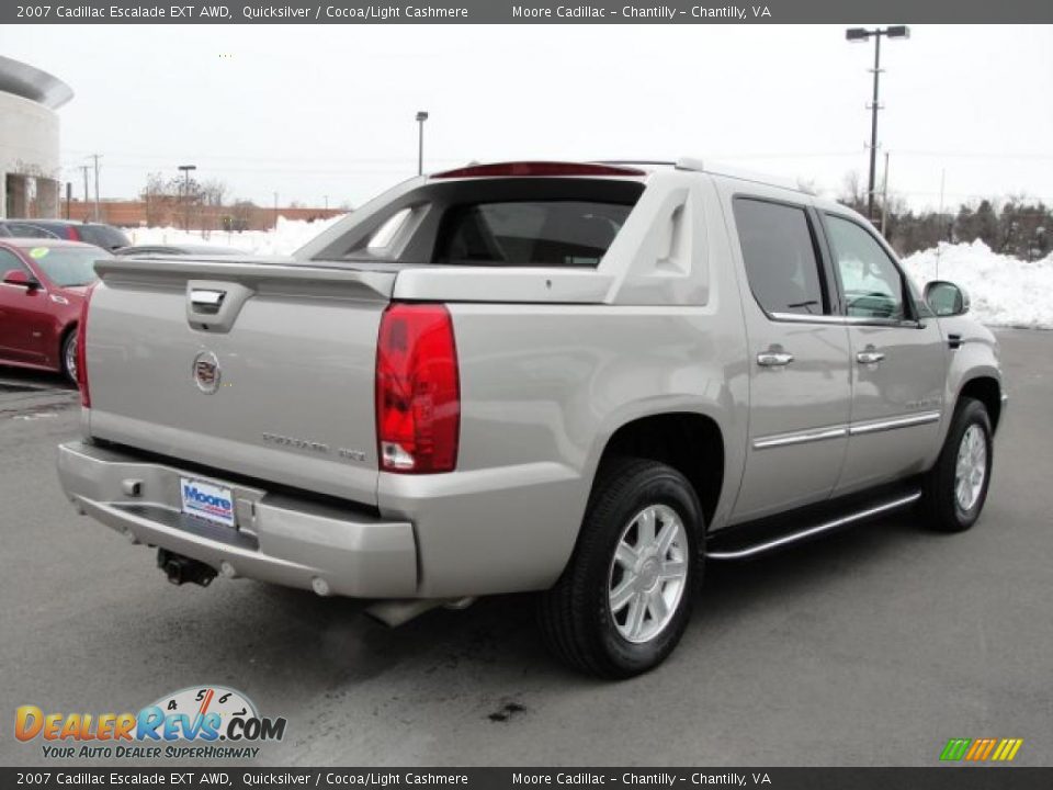 2007 Cadillac Escalade EXT AWD Quicksilver / Cocoa/Light Cashmere Photo #5