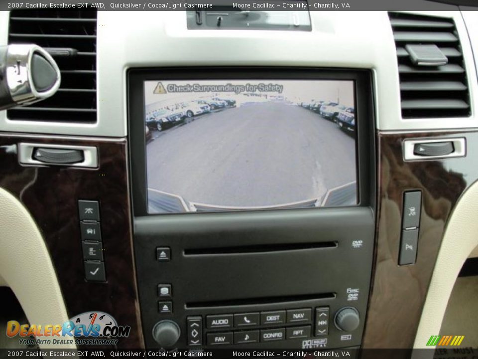 2007 Cadillac Escalade EXT AWD Quicksilver / Cocoa/Light Cashmere Photo #18