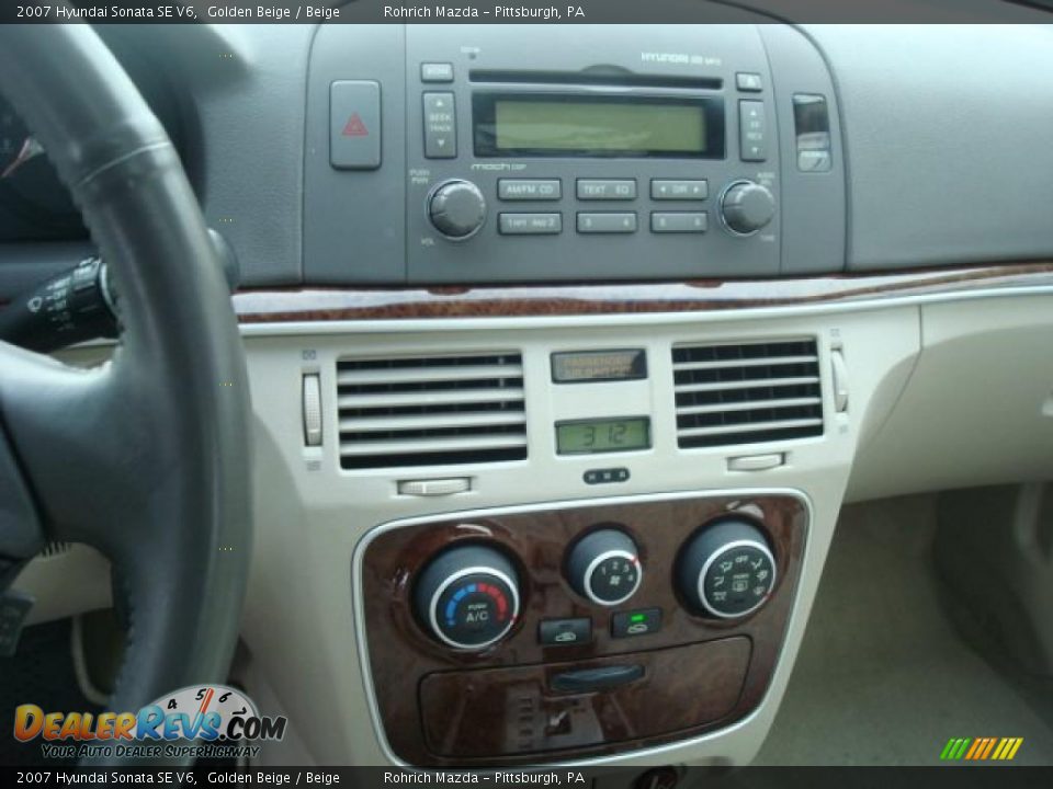 2007 Hyundai Sonata SE V6 Golden Beige / Beige Photo #18